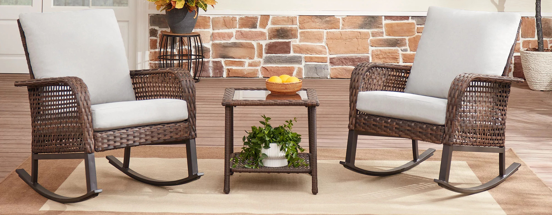 ເຟີນິເຈີ Patio