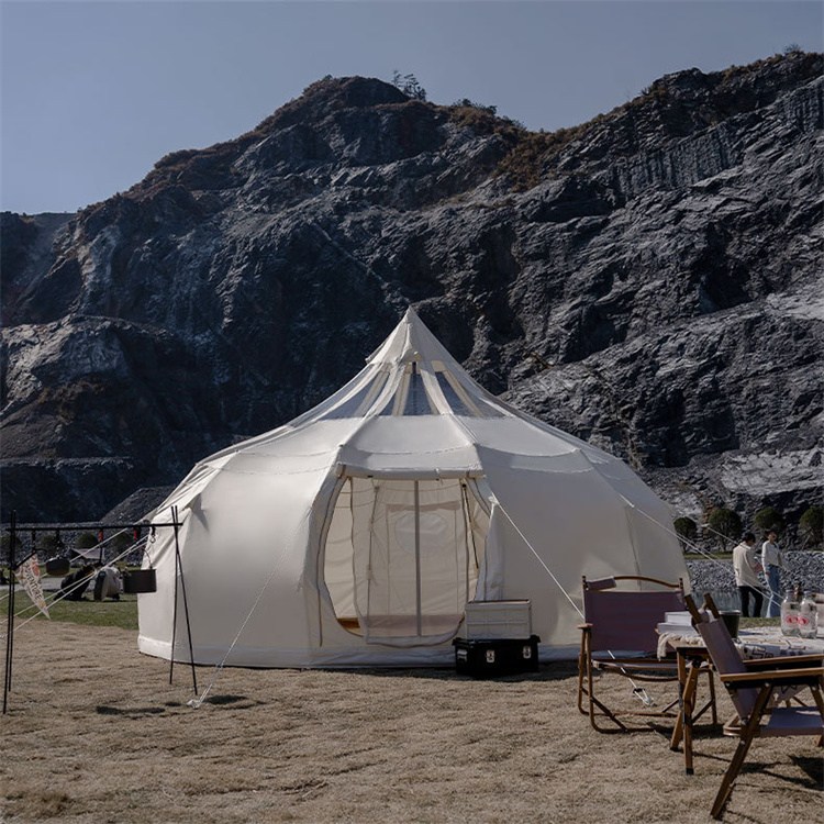ມີຂໍ້ໄດ້ປຽບອັນໃດແດ່ທີ່ YMOUTDOOR Outdoor Canvas Bell Tent ນໍາມາສູ່ທຸລະກິດ glamping?