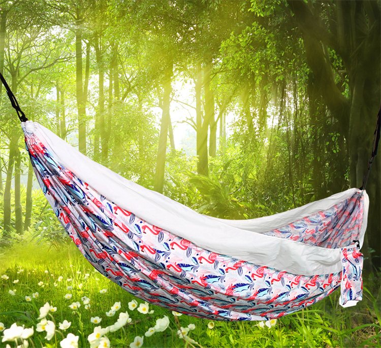 camping Hammock ທີ່ມີພະນັກງານ